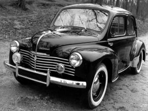 Renault 4 CV 1947 года